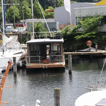 Hausboot Lina, Flensburg, Cleaning Included Flensburg